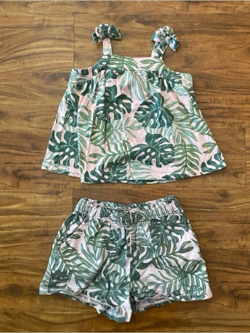 Children's Place Girls Pink Green Leaf Print Tank Top + Shorts Size 4T Girly